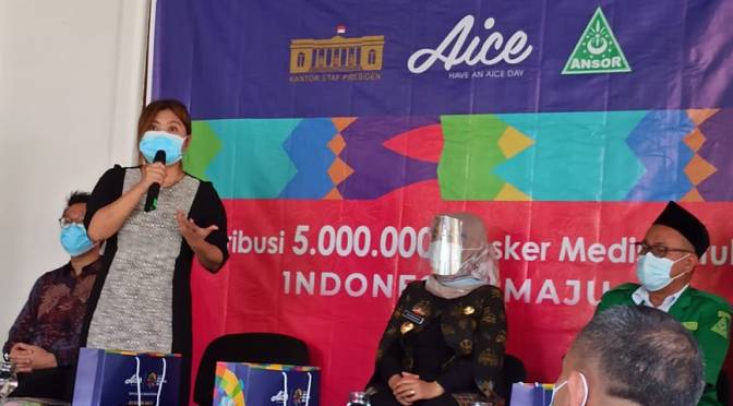 Aice Gandeng GP Ansor Provinsi Lampung Bagikan Masker Gratis